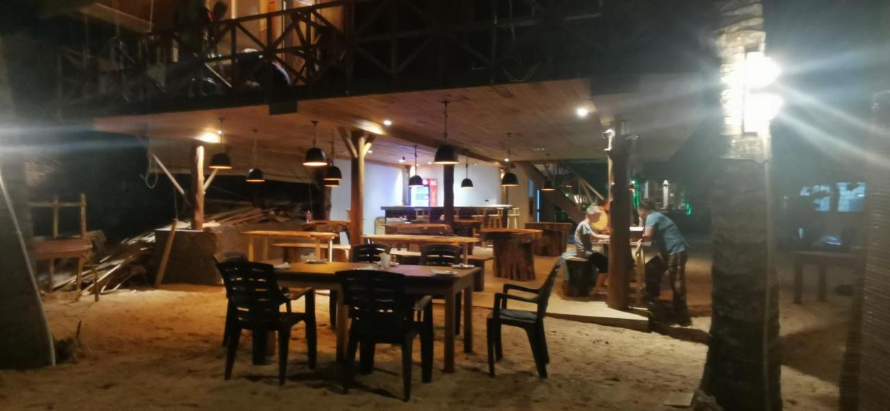 Turtle Bay Beach Resort Mirissa Zewnętrze zdjęcie